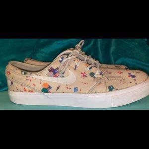 2014 Stefan Janoski Beach